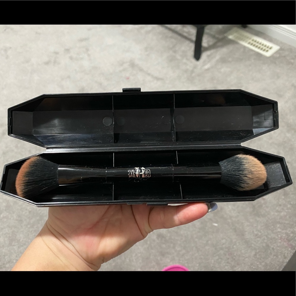 Kat Von D Brush